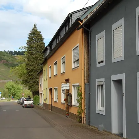 Vakantiehuis Roos Сasa de vacaciones Kröv